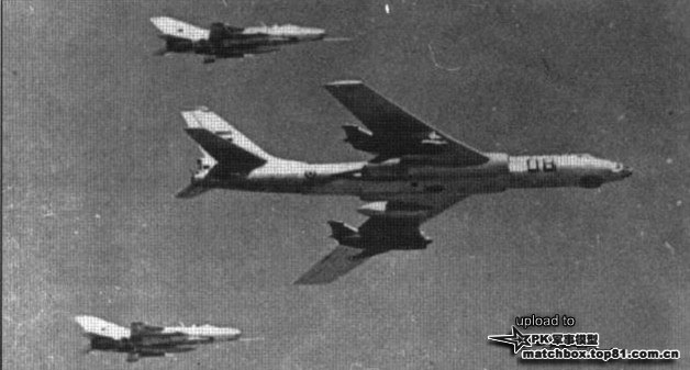 弹的埃及空军图-16和米格-21