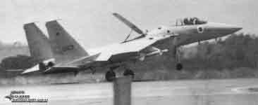 79年6月27日，摩西.梅尔尼克驾驶的隼663降落在泰尔.诺夫基地。