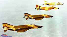 ，以色列、伊朗、希腊空军涂装的F-4E编队飞行