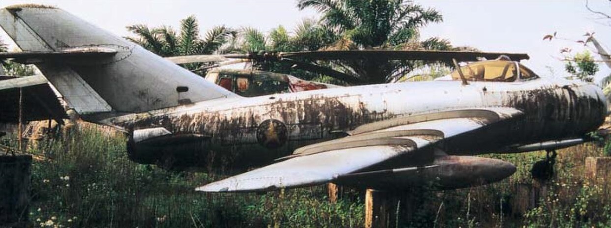 荣市第4军区的博物馆里的米格-17F