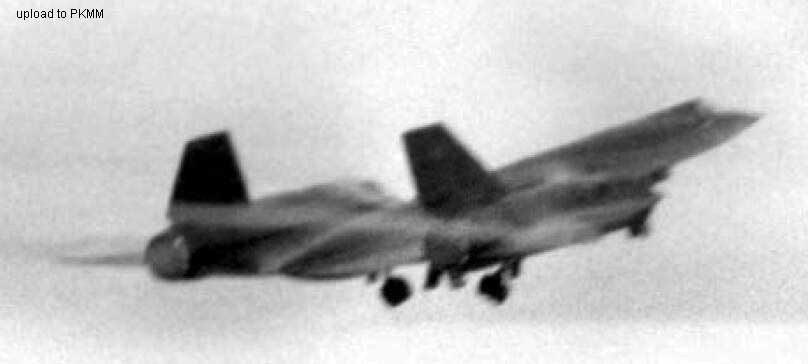 A-12从嘉手纳基地起飞
