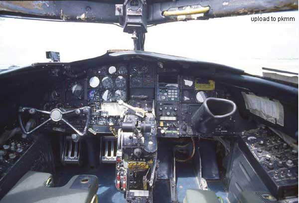A-3的座舱仪表