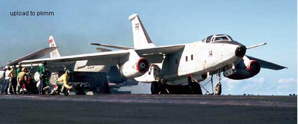 EA-3B“Deep Sea 14”准备从富兰克林.罗斯福号的甲板上起飞