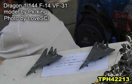威龙 1/144 F-14 VF-31中队两架